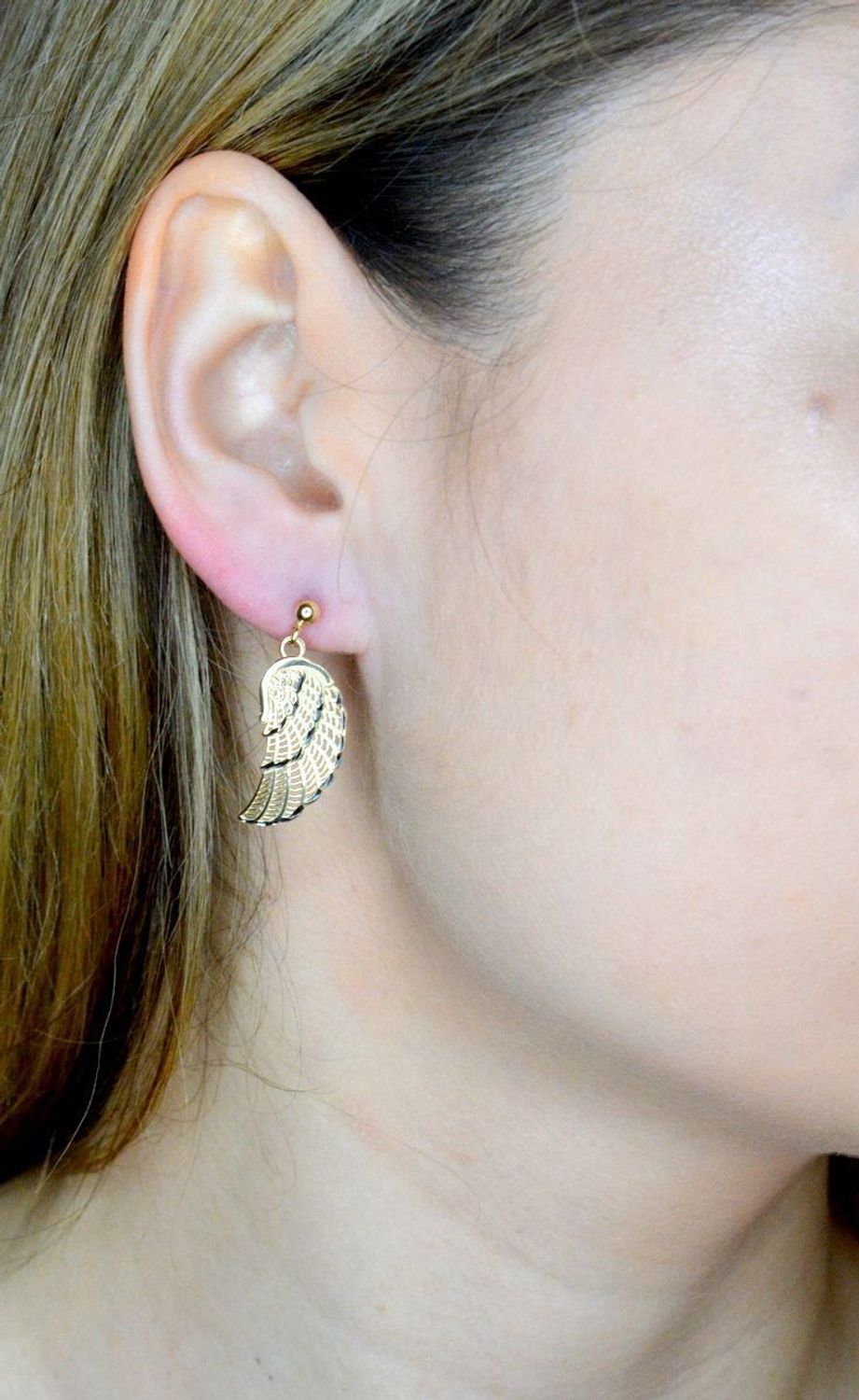 Złote kolczyki 585 wiszące skrzydełka KL 10438A 585.jpg